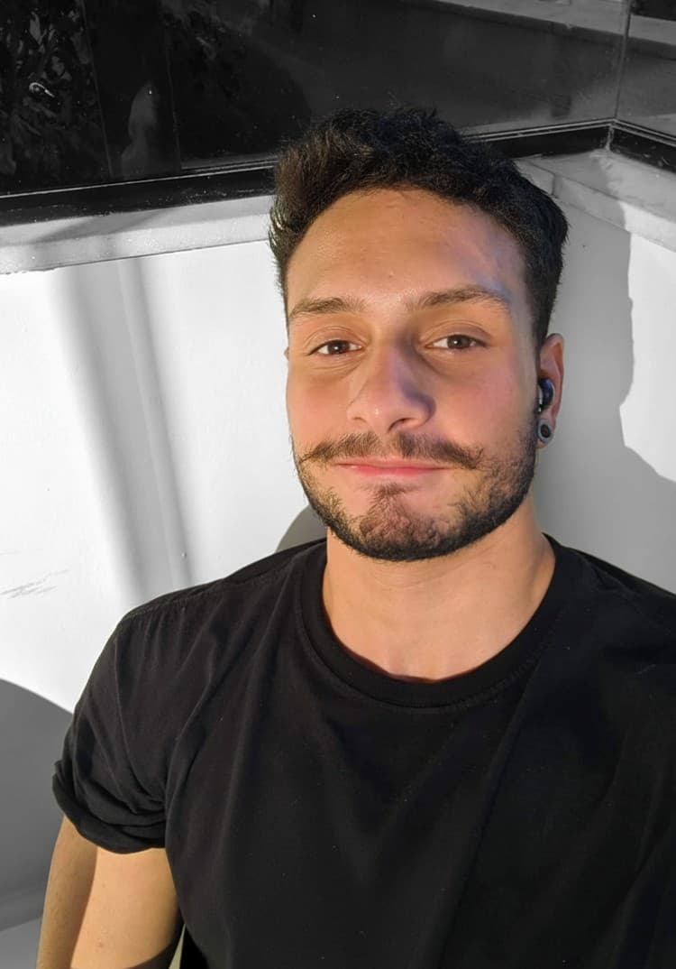 Erik Oliveira's profile picture